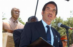 Bust of Botswana Leader unveiled in Havana