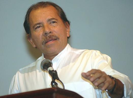 Nicaraguas President Daniel Ortega awarded the five Cuban anti terrorist 