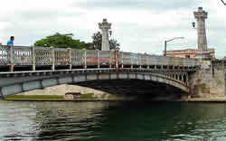 Versalles  bridge