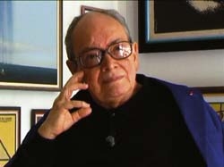 Cuban filmmaker Alfredo Guevara one of the founders of the New Latin American Cinema writing his memoirs.