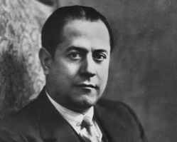 Se conmemoran 120 anos del natalicio del genial ajedrecista cubano José Raul Capablanca 