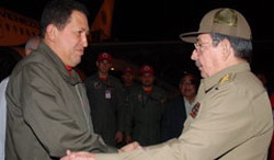 Hugo Chavez niega alguna enemistad con el presidente cubano Raul Castro