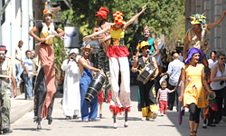 The street-theater group Giantness burst onto the Havana art scene eight years ago