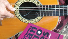 guitarra-p.jpg guitarra-p.jpg