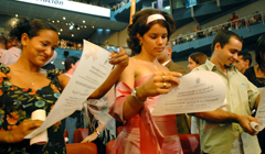 En el teatro Karl Marx de la Ciudad de la Habana se graduaron mas de 1 600 nuevos Informaticos 