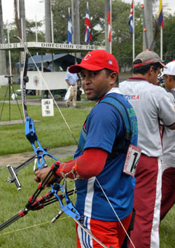 Juan Carlos Stevens in Cubas Archery Elite