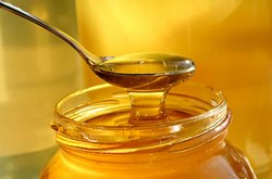 Cuba Excels in the Therapeutic Use of Honey Derivatives