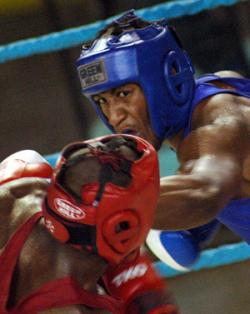 Cuban Boxer Osmay Acosta Defeats World Champion Clemente Russo in Ukraine