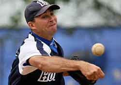 pitcher luismiguel