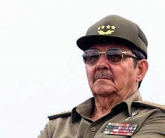 Raul Castro presides start-up of new electricity generators