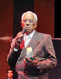 Famous presenter of the Cuban popular music received in Mexico City the Thomas Alba Edison distinction. Famous presenter of the Cuban popular music received in Mexico City the Thomas Alba Edison distinction.